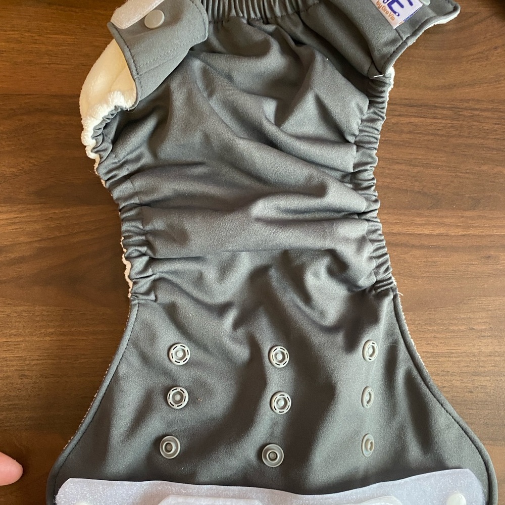 GroVia ONE Cloth Diaper - Picture 7 of 10
